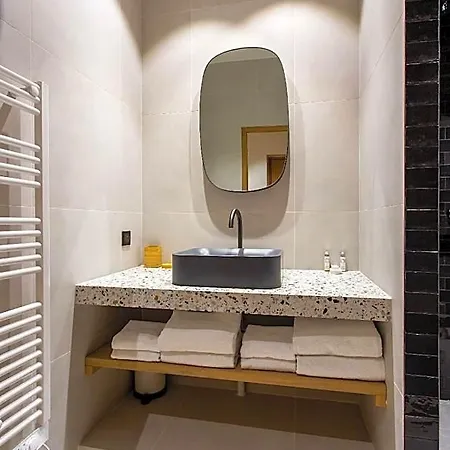 ホテル Magnificent - 2br/6p - Le Marais